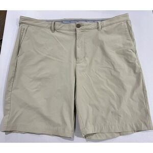 Tommy Bahama Shorts Mens 42 Beige Stretch Nylon Casual Flat Front Chino
